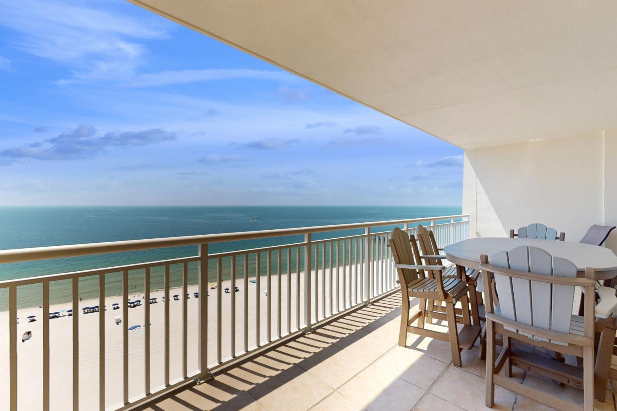 Admirals Quarters Villa Orange Beach Room photo