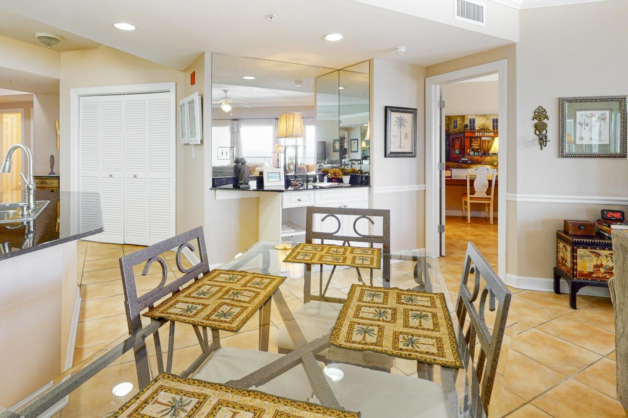 Admirals Quarters Villa Orange Beach Room photo
